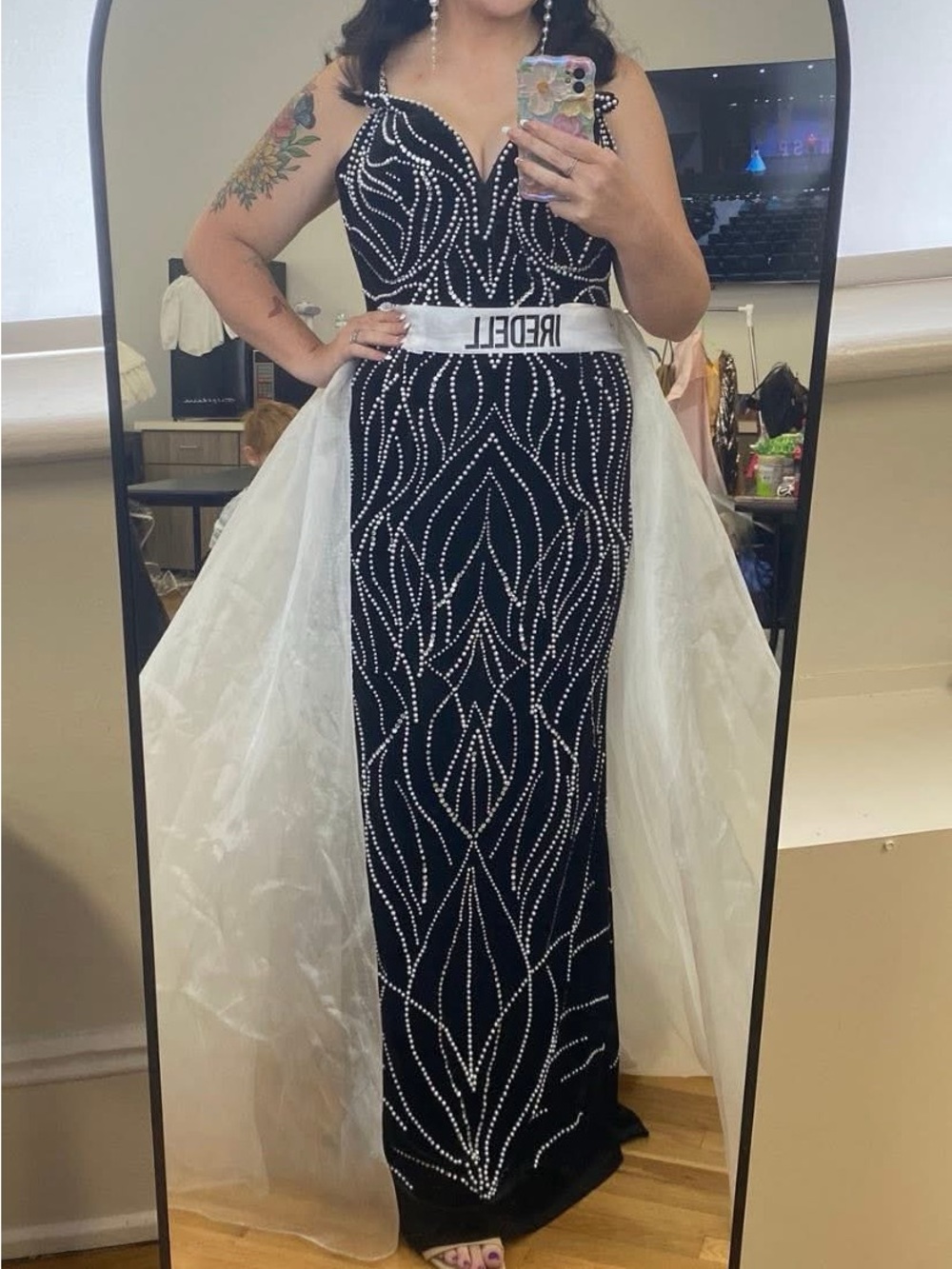 Black & White Embellished Evening Gown - Picture 2 of 4